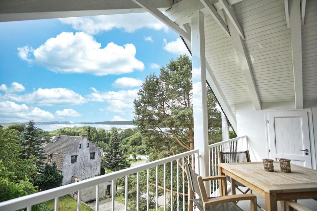 Moderne Ferienwohnung Mit Balkon, Meerblick - Ferienresidenz Zwei Boddenfewo 1-5 Lietzow Exterior photo